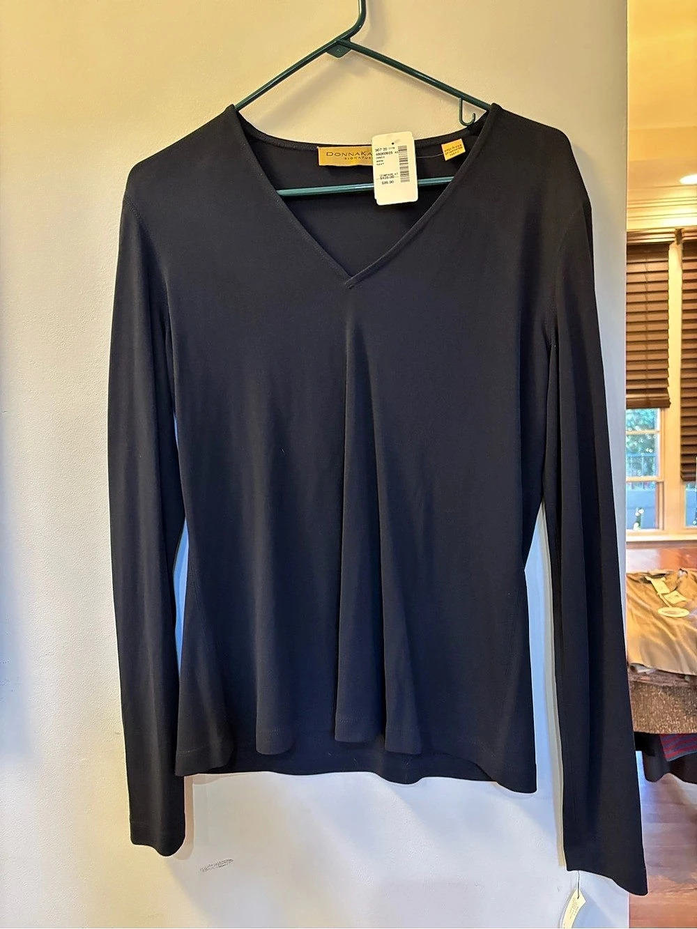 Donna Karan Signature Blouse Long Sleeve V-Neck Blouse in Blue Size